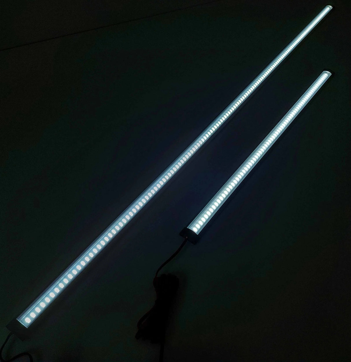 Loading space lighting 100cm LED, 1800Lumen, 12volt