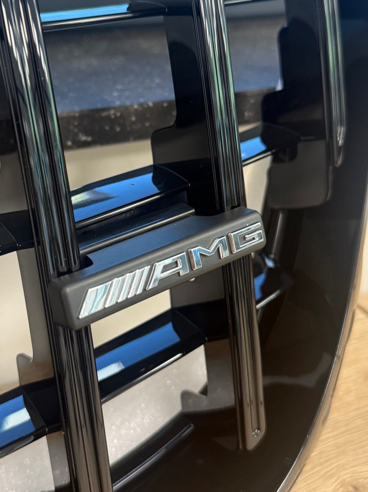AMG Logo Sprinter 907 AMG Grill