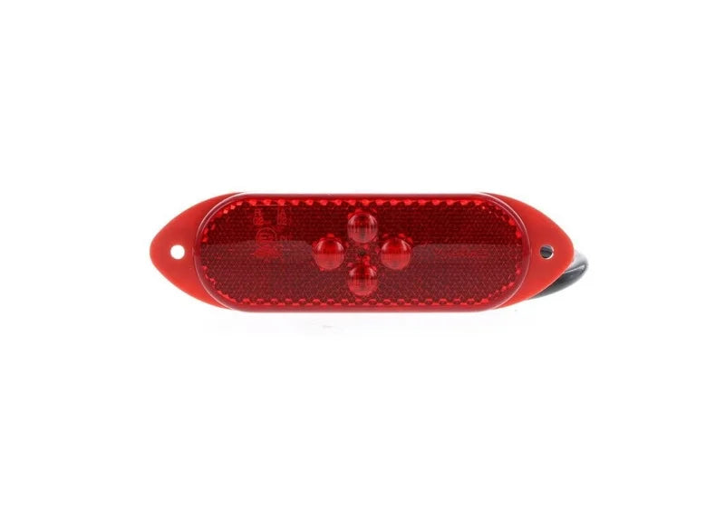 LED markeringslicht rood ADR | 24v | 150cm. kabel + 1,5mm². connector | 104180