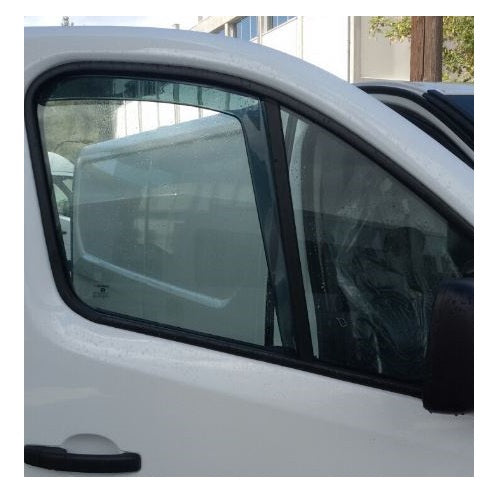 Zijwindschermen Nissan Primastar 2022+