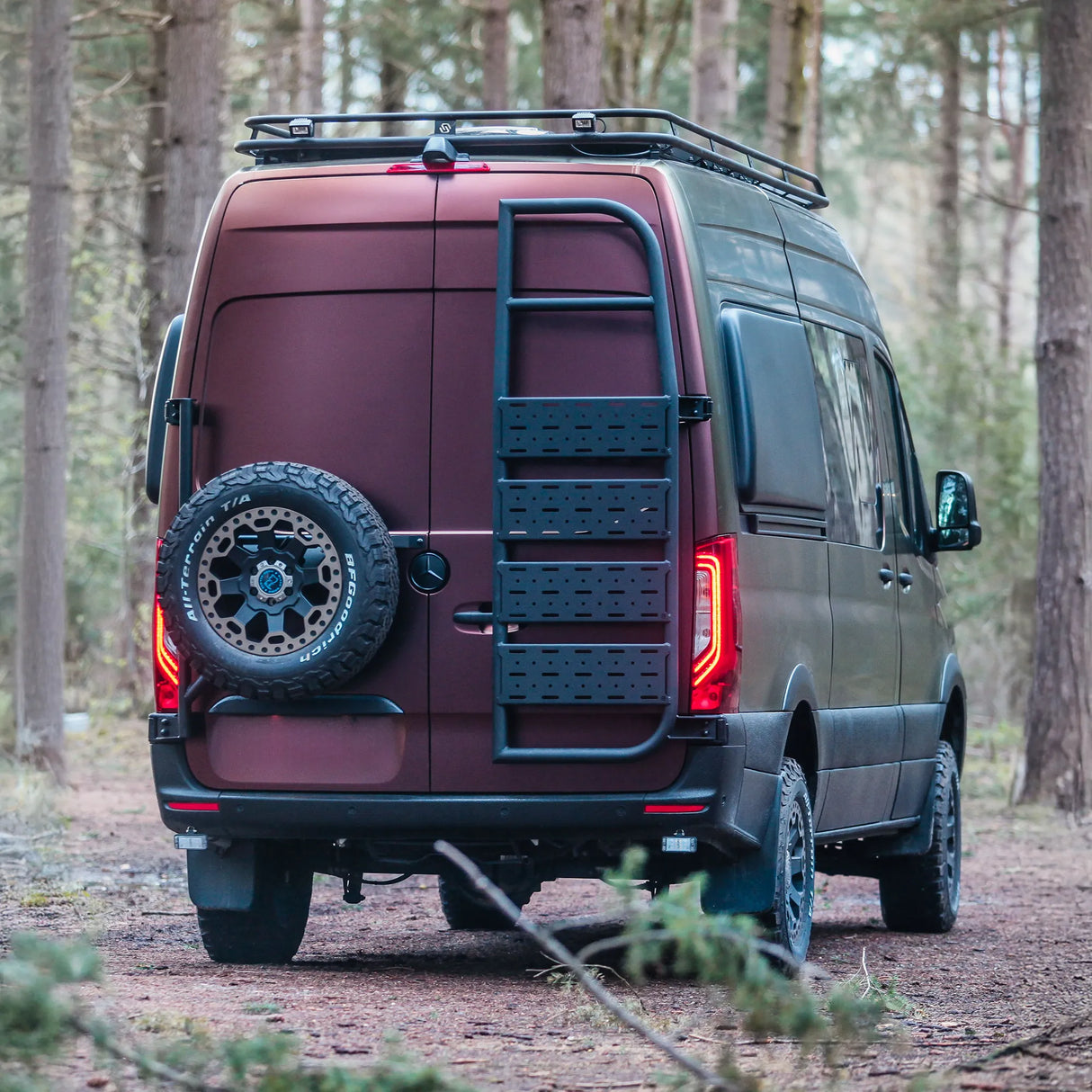 Cargo Ladder H2 Mercedes sprinter W907 2018+