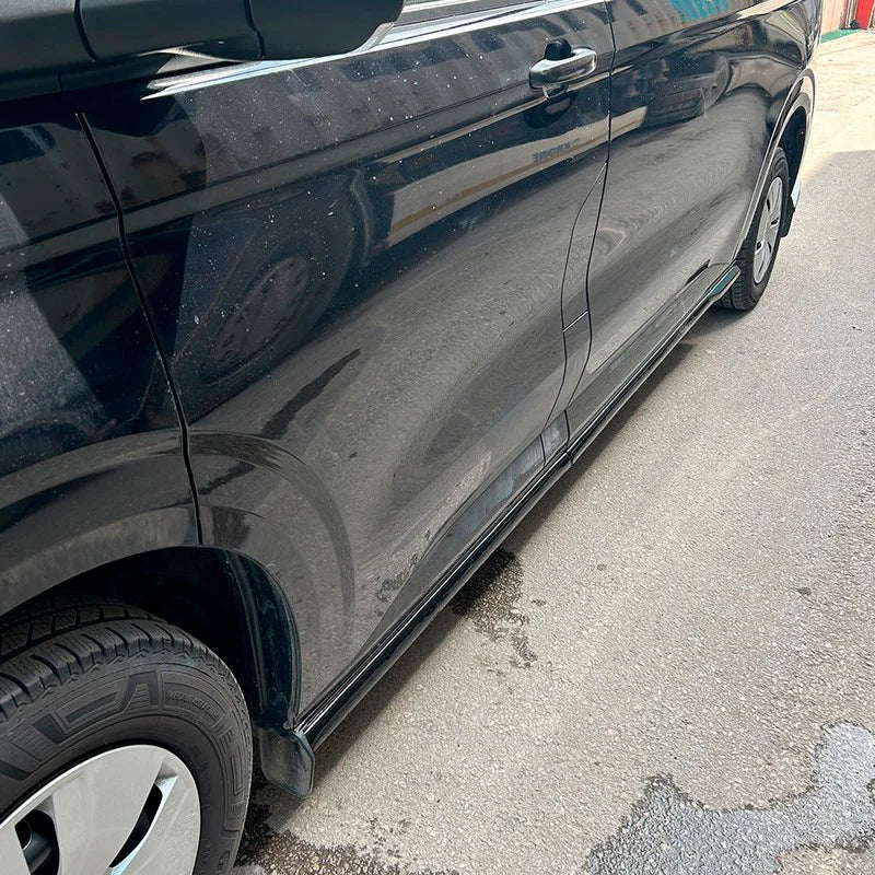 Oneway Set Sideskirts passend voor Volkswagen Transporter T7 LWB 2024- & Ford Transit Custom (V710) LWB 2023- - Glanzend zwart